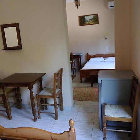 Koka Roka Rooms Kalampáka Buitenkant foto
